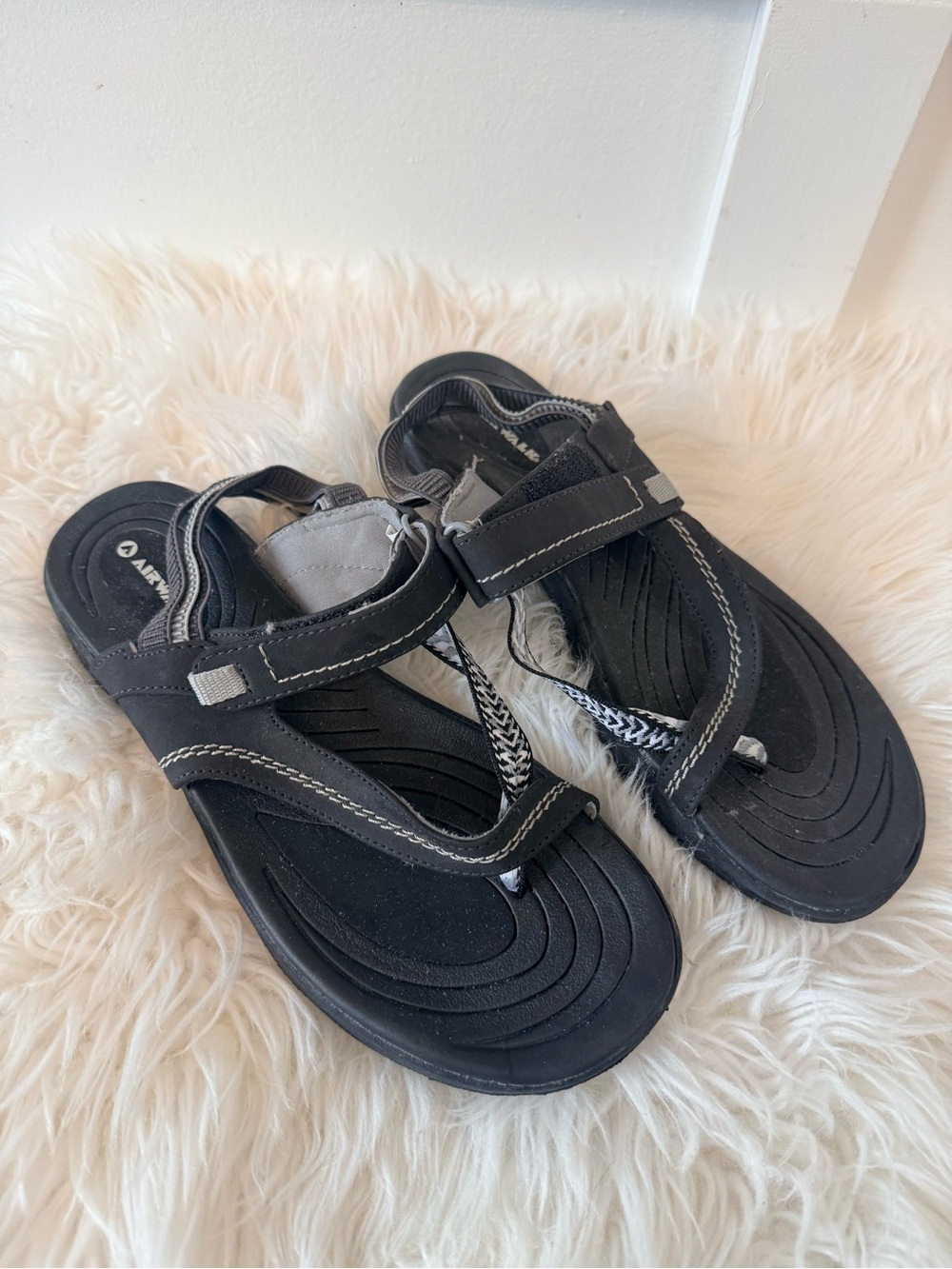 💫10/$25 • Airwalk Women's Sport Strappy Sandals
